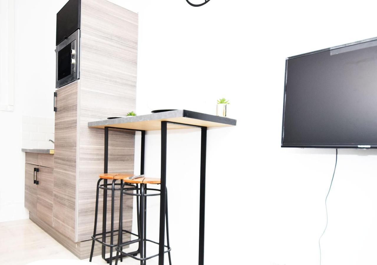 Cosy Appart - Hyper Centre - Tramway - Terrasse - Lerelaisdodile3 Валансьєнн Екстер'єр фото
